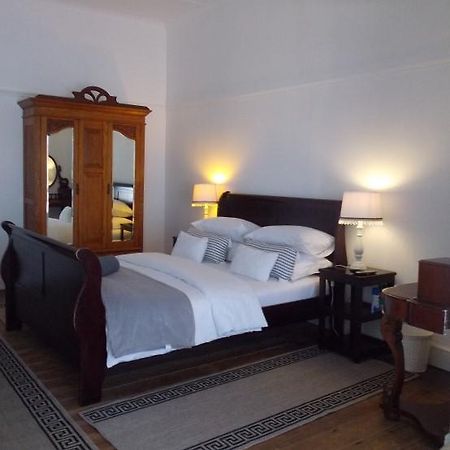 Breeze Inn Guesthouse Kidd's Beach ภายนอก รูปภาพ