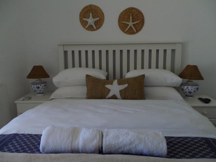 Breeze Inn Guesthouse Kidd's Beach ภายนอก รูปภาพ