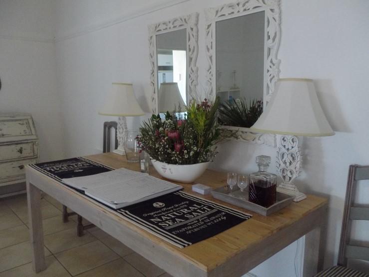 Breeze Inn Guesthouse Kidd's Beach ภายนอก รูปภาพ
